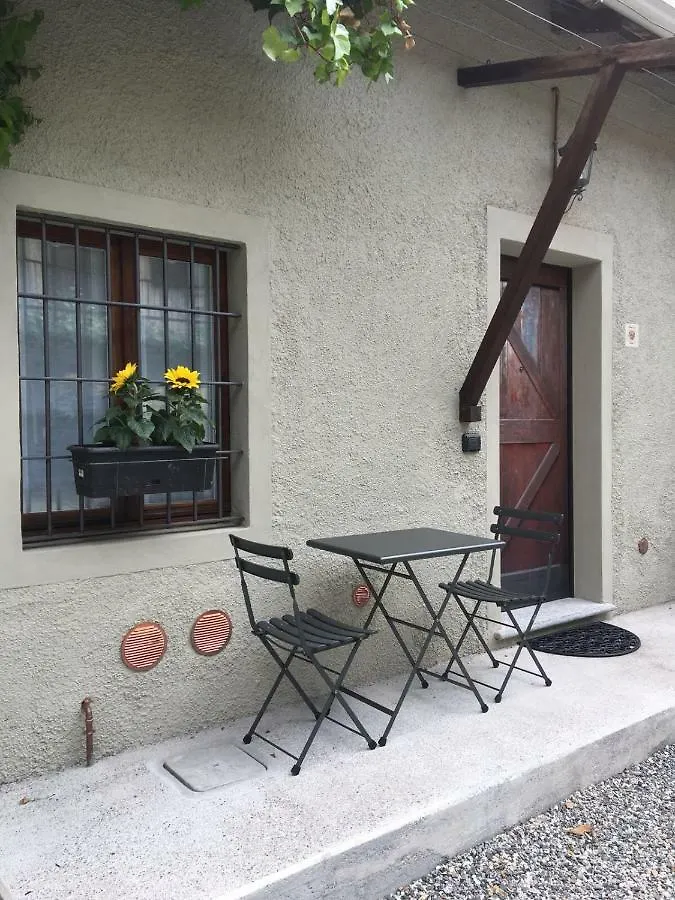 Guest house L'Antica Corte Lazzago Rooms Como Italy